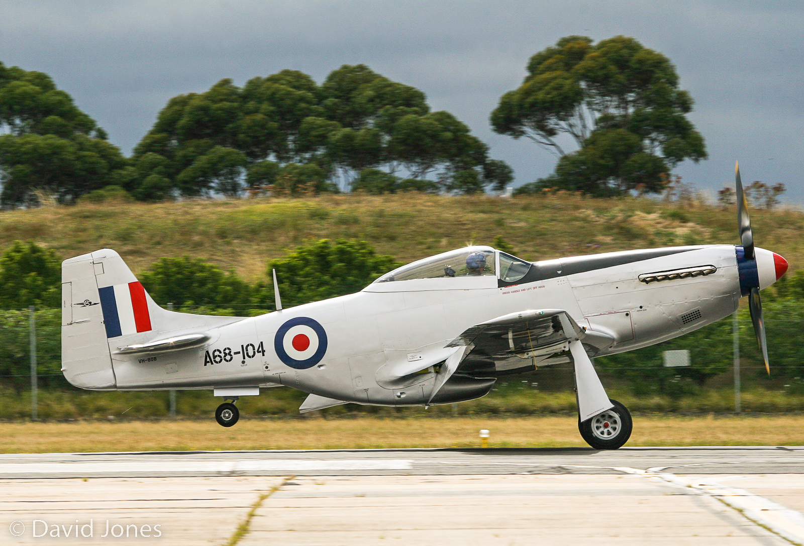 Historic Aussie Mustang Flies Again! 14 02VH BOB DavidJones 8352 65 cropped sharpened