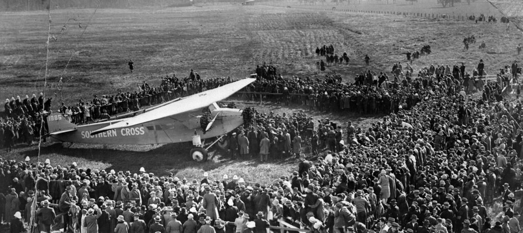 Smithy's Historic Record Fokker VH-USU 13 03HAAFokker