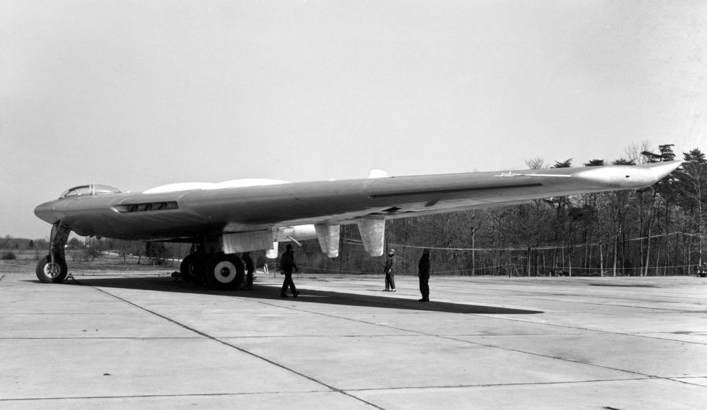Grounded Dreams: The Northrop YB-49 – The Ghostly Ancestor of the Stealth Bomber 12 061025 F 1234S 022