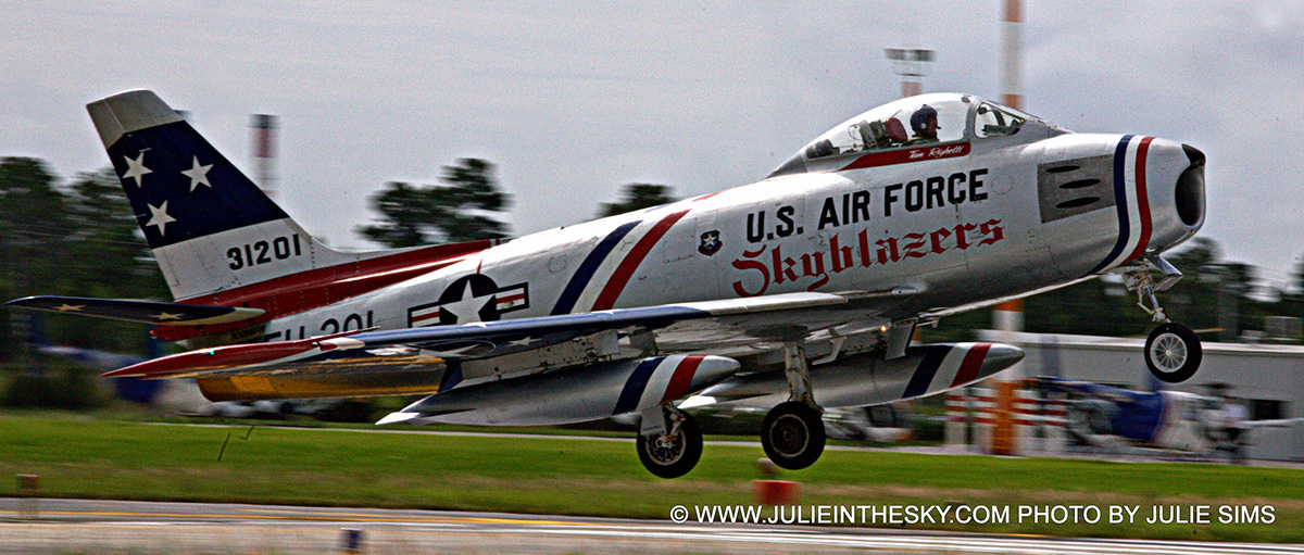 Classic Fighter Air Shows 11 1-F-86