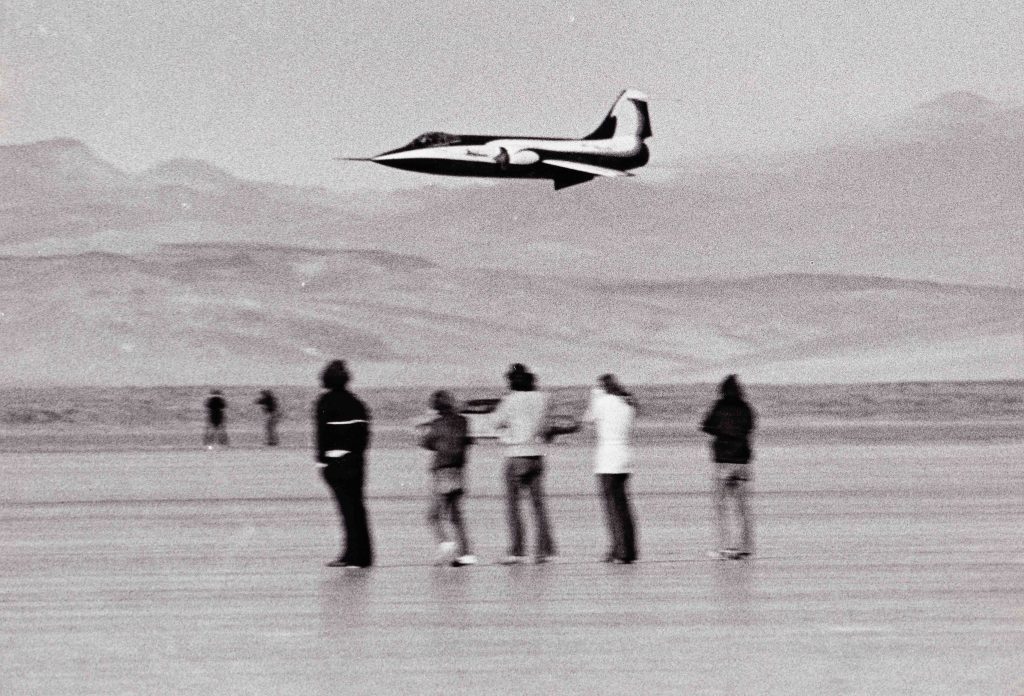The Fastest Warbird: Darryl Greenamyer and the RB-104 "Red Baron" 27 1 RB 104 people foreground 1976 Ralph Emerson