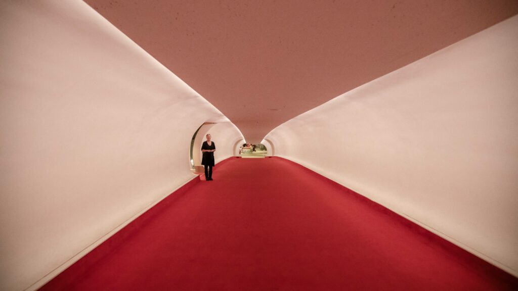 Connie Cocktail Lounge at The TWA Hotel 14 1 SSC 0759 edit1