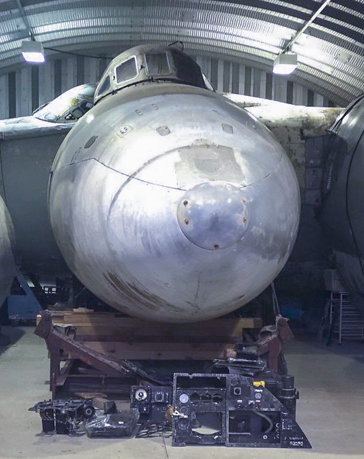 Four British V-Bomber Cockpits Up For Sale 11 101007 0
