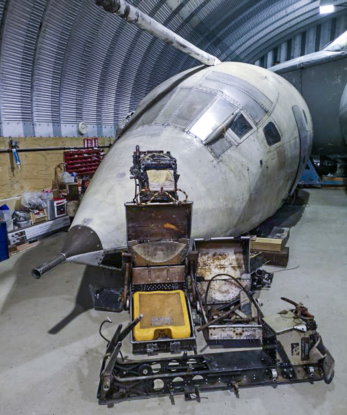 Four British V-Bomber Cockpits Up For Sale 26 103993 01
