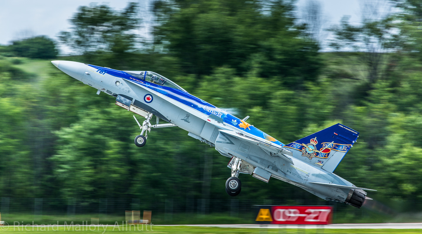 Vintage Wings of Canada Air Show - September 15th, 2018 13 10481529 10154370906660424 7894496991281825218 o