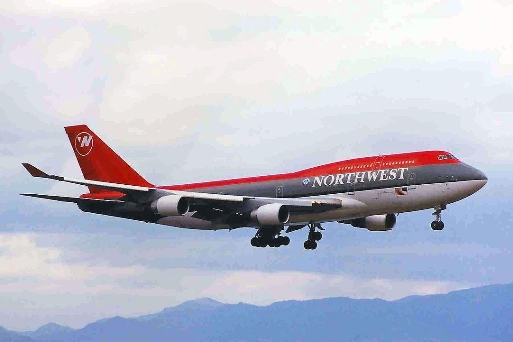 Today in Aviation History: First Flight of The Boeing 747-400 11 1080px N661US 1 B747 451 Northwest A l KIX 11JAN99 6559458855