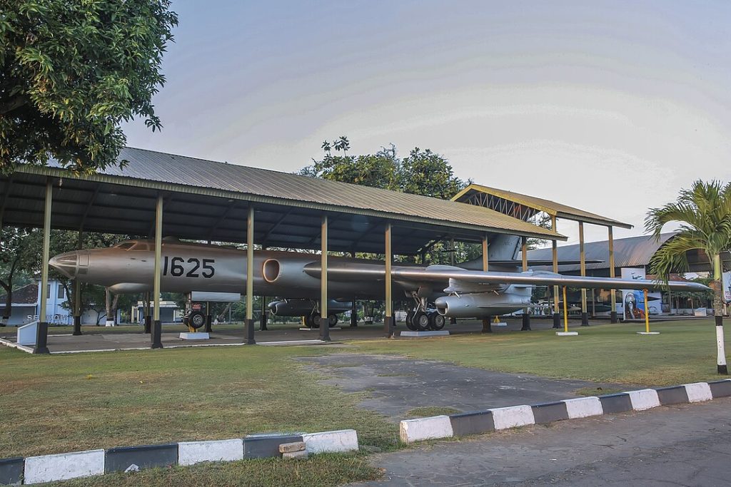 Today in Aviation History: First Flight of the Tupolev Tu-16 14 1080px Tupolev TU 16 B KS