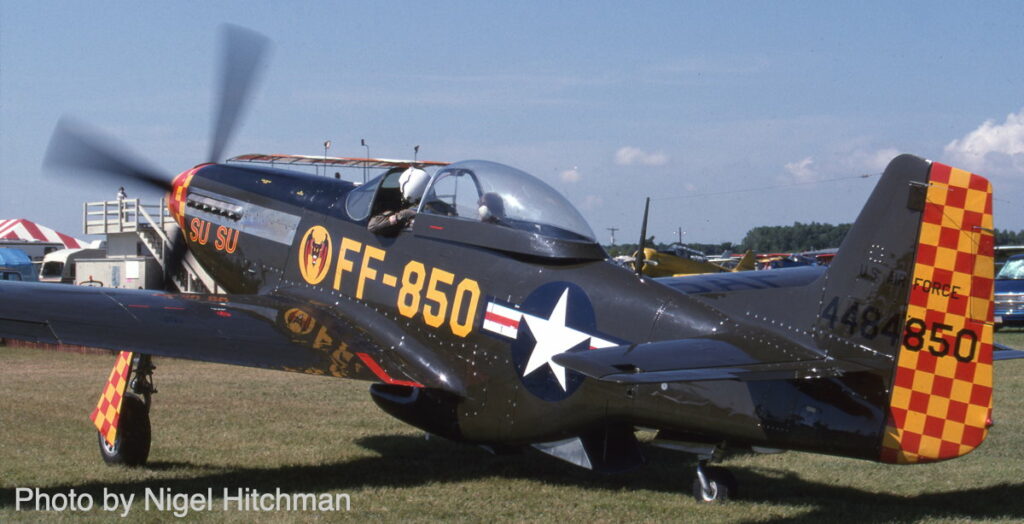 Frank Borman - Vintage Flyer 19 1200 N15FS P51D SU SU Oshkosh 96 scan 2