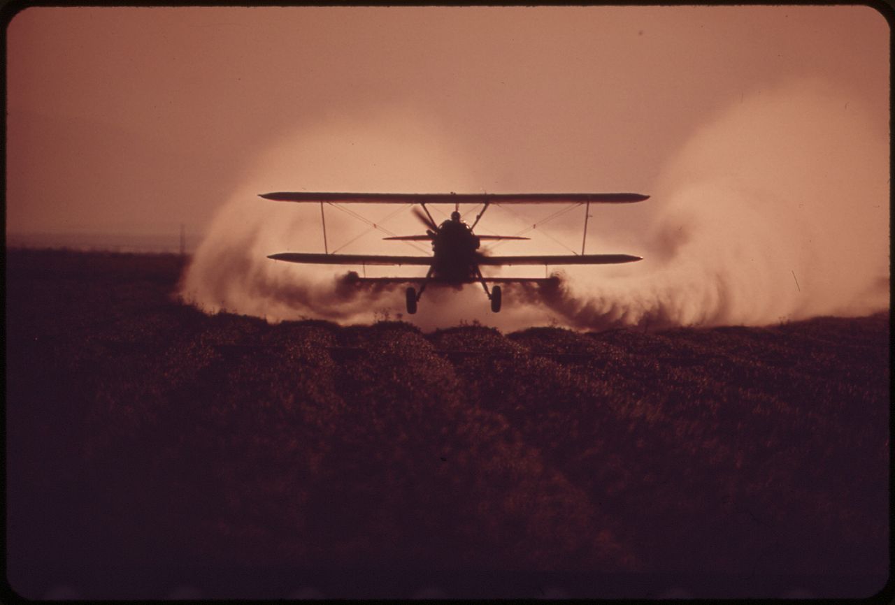Boeing N2S-2 Kaydet - CAF Dixie Wing Restoration Project 12 1280px CROP DUSTER IN THE IMPERIAL VALLEY NARA 549072