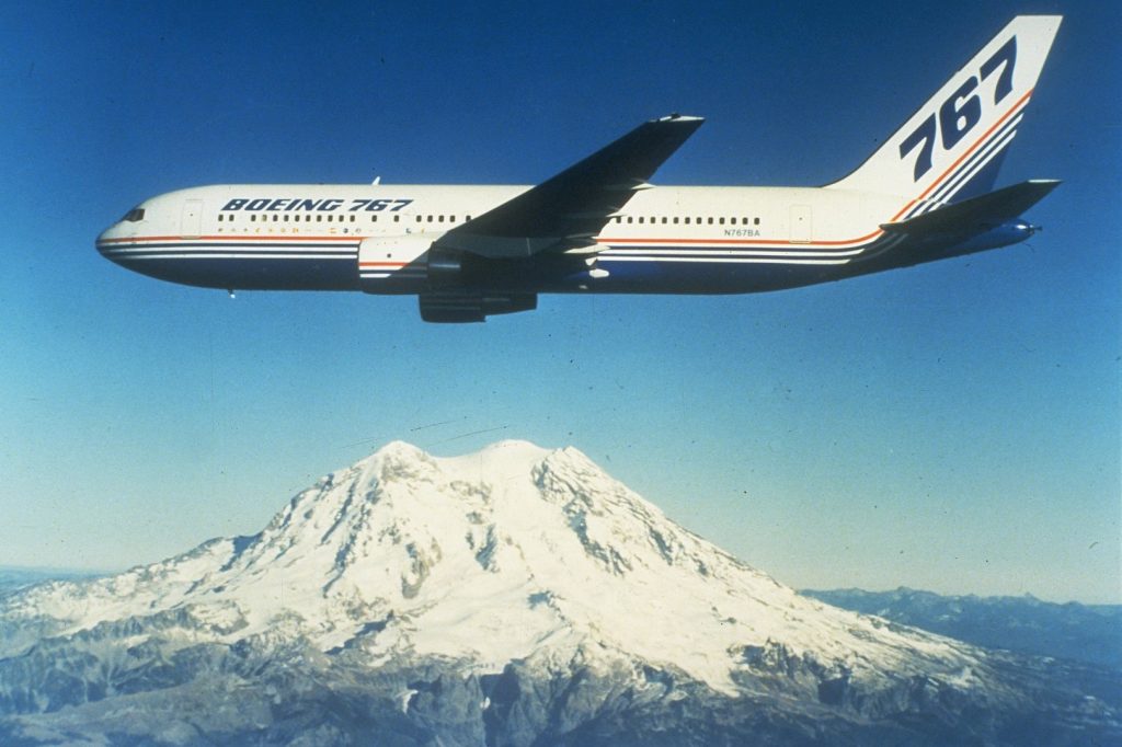 Today in Aviation History: Boeing 767 Sets Nonstop Commercial Flight Record 13 1621px Boeing 767 over Mount Rainier circa 1980s