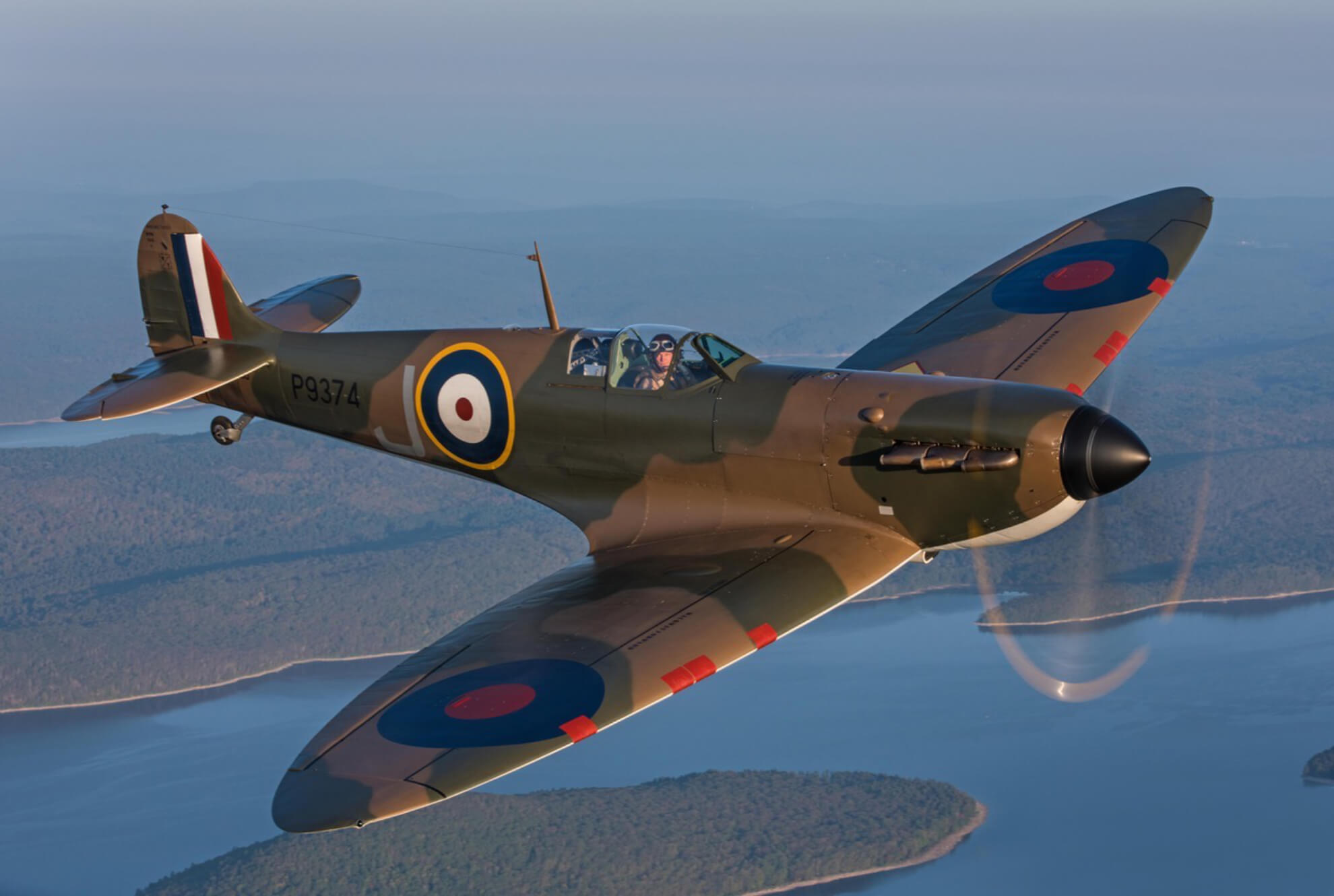 WWII Combat Veteran 1940 Vickers Supermarine Spitfire For Sale By Platinum Fighter Sales 10 1940 Vickers Supermarine Spitfire IA P9374