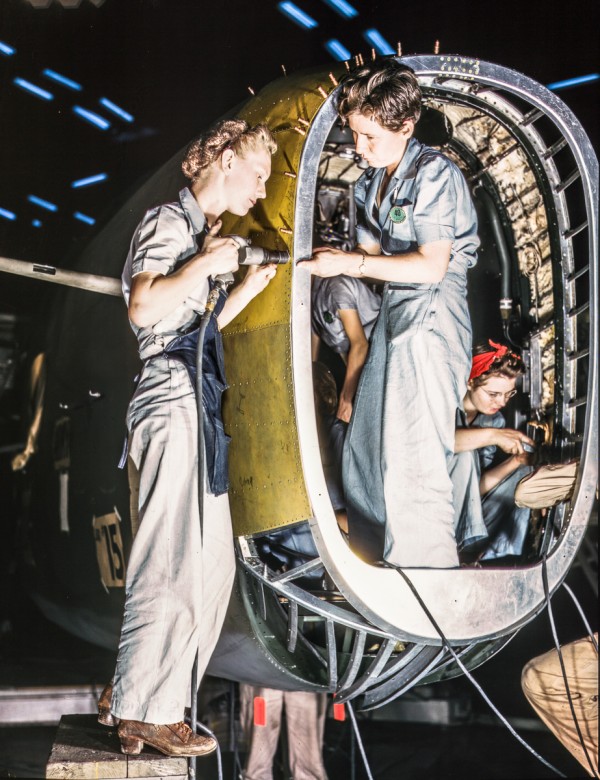 Help the Yankee Air Museum Save the Willow Run Bomber Plant! 11 Riveters at work on fuselage of Liberator Bomber, Consolidated Aircraft Corp., Fort Worth, Texas. (photo by Howard R. Hollem)