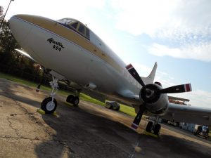 Maryland Martin 4-0-4 Evokes Original Prototype 10 Martin 404 Mainliner in her new colors.