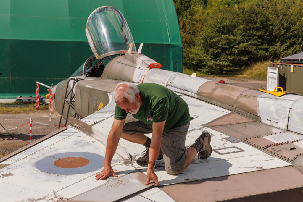 Preserving Jaguar XX764 17 232 3296w10 Philip Stevens