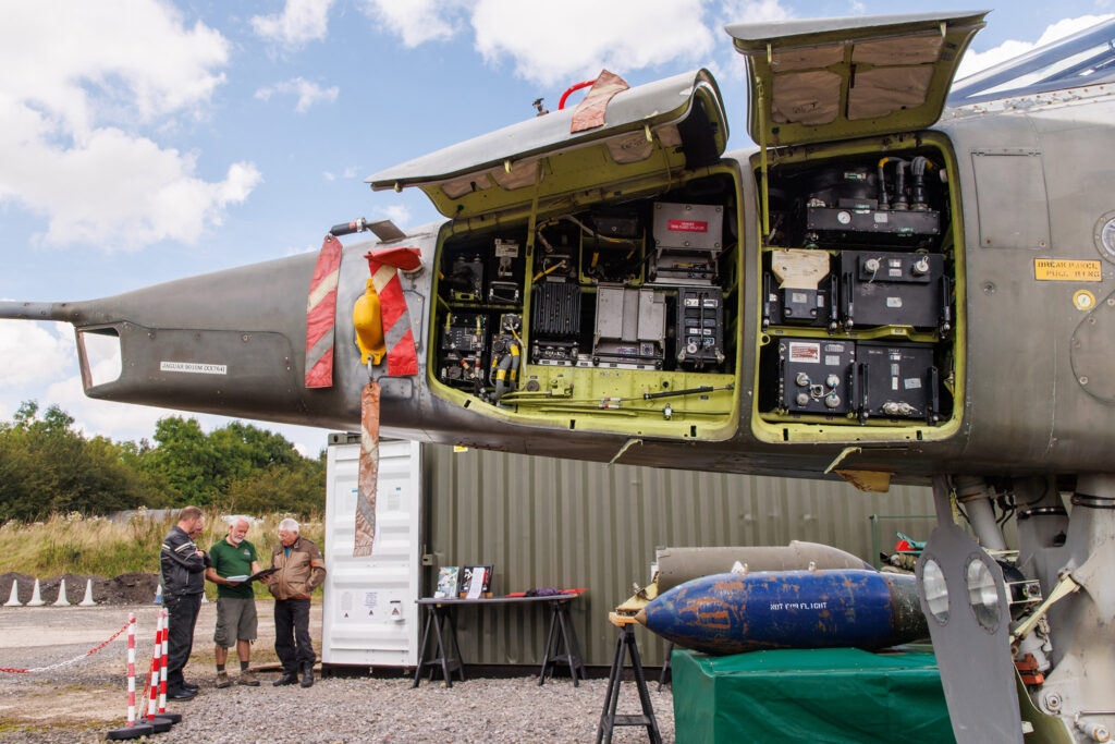 Preserving Jaguar XX764 14 232 3344w10 Philip Stevens