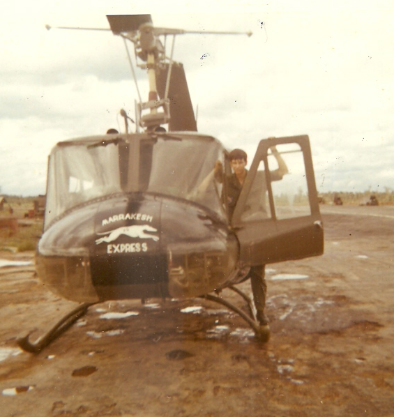 Huey Rides Available During Patriot’s Day Fly-In at Hillsdale Airport, MI 11 240th Assault Helicopter Company 22Greyhounds Mad Dogs22