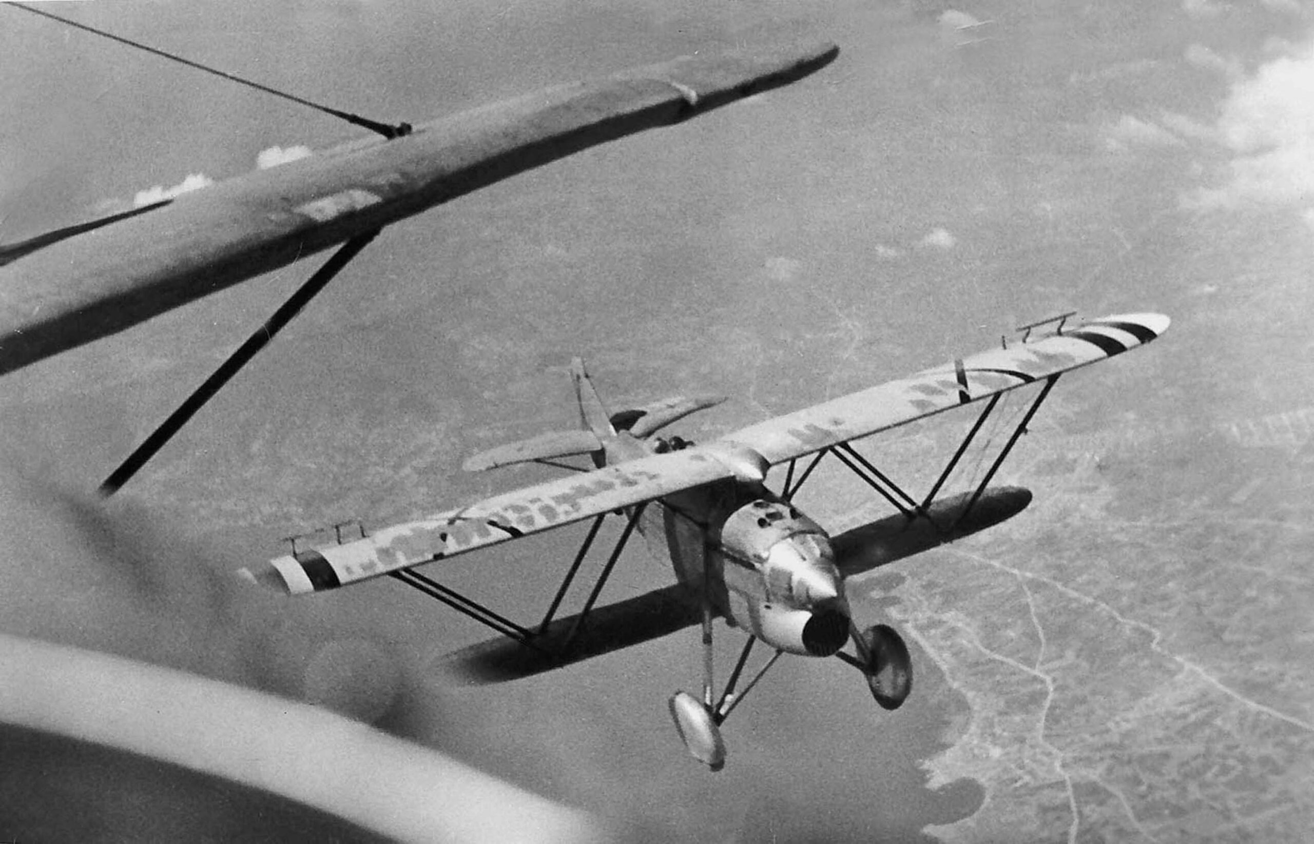 Happy Birthday to the AERONAUTICA! 11 Fiat CR.32 fighters in tight formation over Spain in 1937. The Regia Aeronautica performed well but drew the wring lessons from that war.