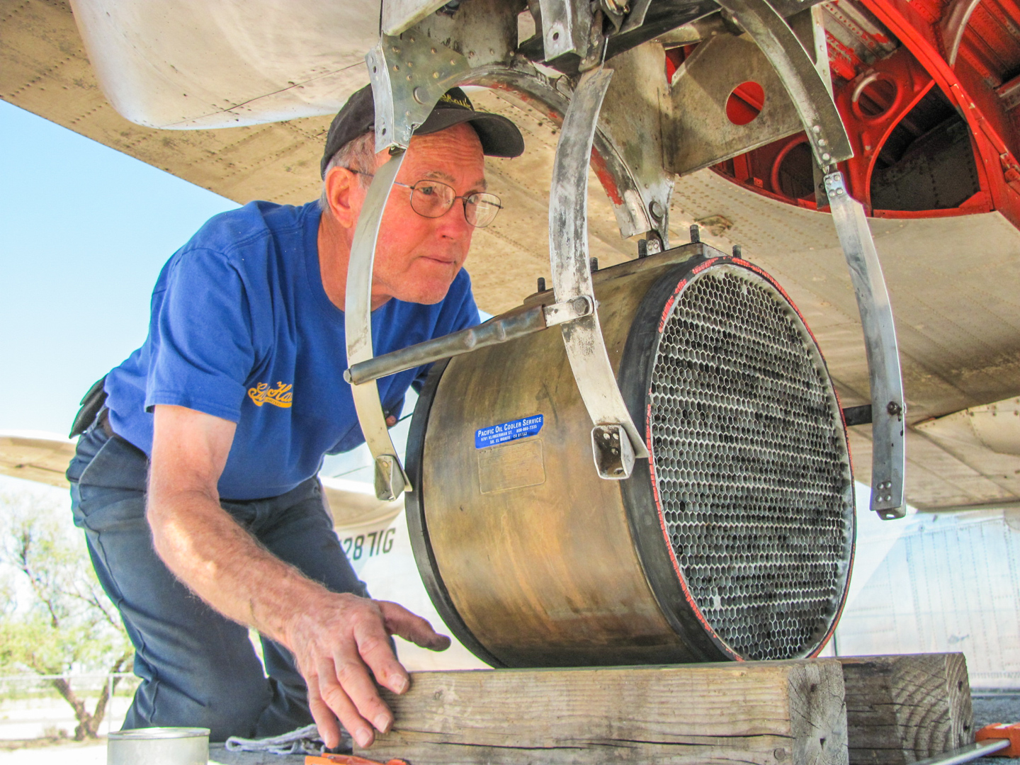 Privateer Airborne 37 The oil cooler going back into the #3 engine nacelle. (GossHawk Unlimited photo)