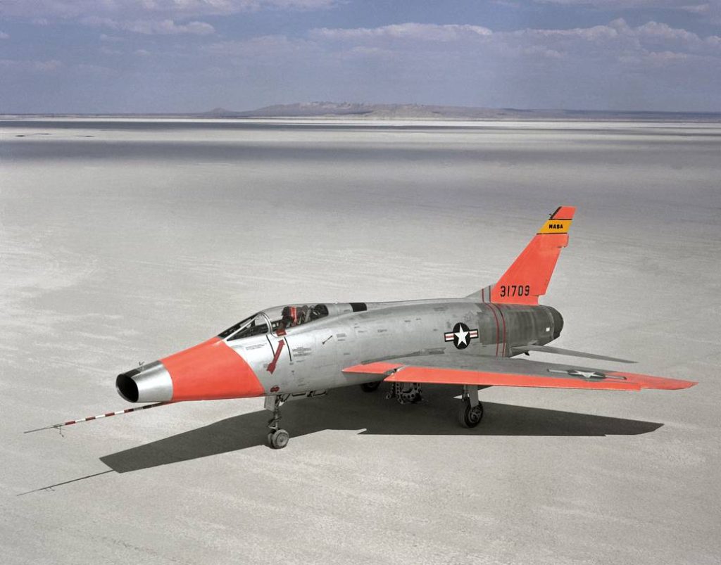 Flight Test Files: F-100 Super Sabre-Lessons from the Mach 1 Frontier 10 306175main EC62 144 full