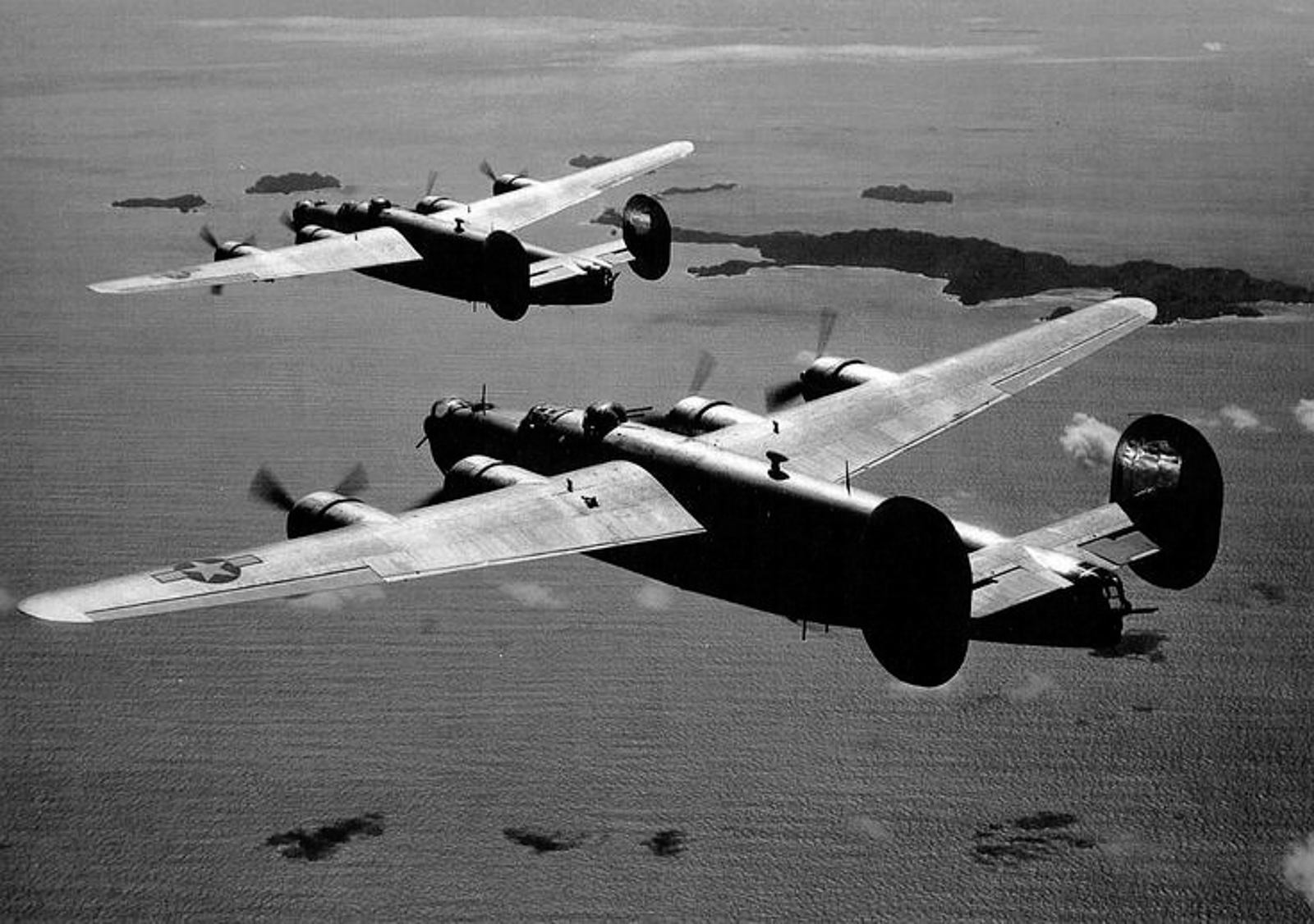 Dakota Territory Air Museum’s P-47 Update – December, 2019 40 32 Sw Pacific B 24s