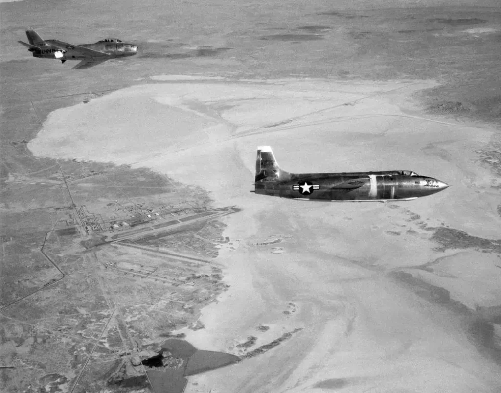 Flight Test Files: North American F-86 Sabre – The Quest for Supersonic Superiority 12 340606main E 2490 full