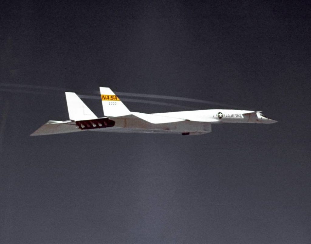 Flight Test Files: XB-70 Valkyrie – Riding the Shockwave at Mach 3 14 359344main ECN 2128 full
