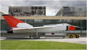 The Replica of The Legendary Avro Arrow Will Be Moved Into a Storage Facility 11 Freshly painted Arrow Replica, September 21, 2006. ( Image credit Parr Yonemoto)
