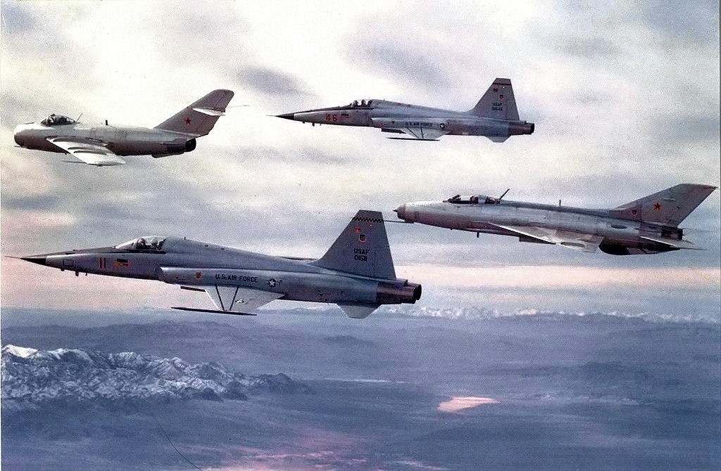 Red Eagle Reminisces, The Story Of An Aggressor Pilot 11 4477th Test and Evaluation Squadron MiG 17 MiG 21 and two F 5s