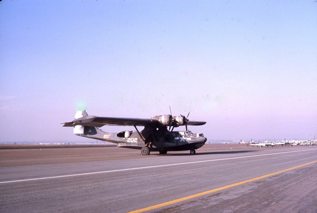 One Last Flight: WWII PBY Catalina Airlifted by CH-47 Chinook Over Whidbey Island 11 506445786 24196281933399235 131412926095525377 n e1769214878507