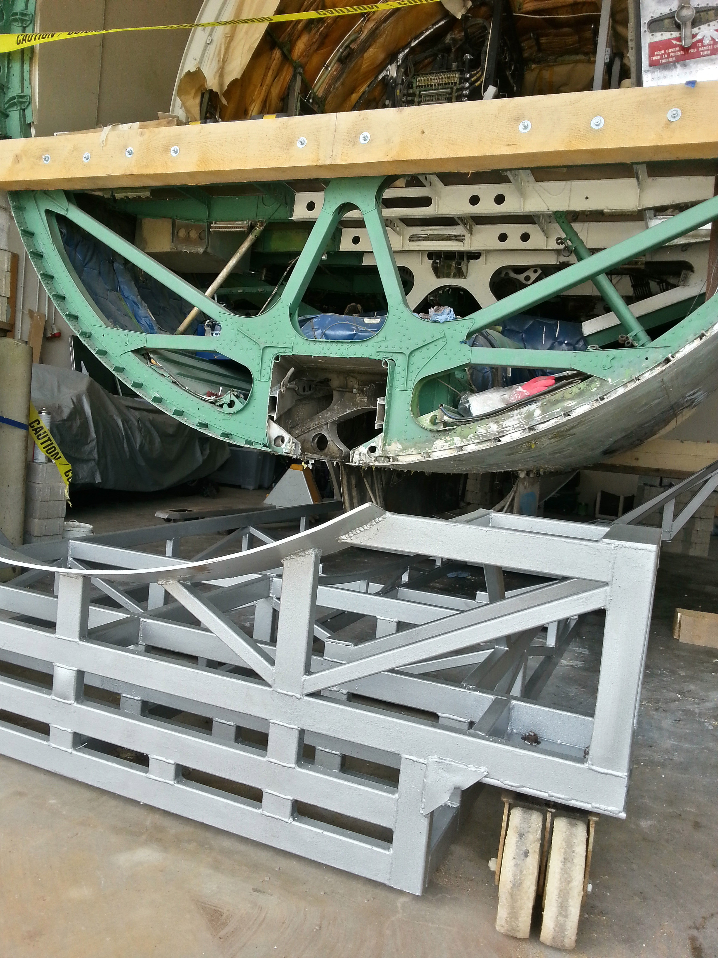 Sud Aviation Caravelle Cockpit Simulator 19 Lifting the cockpit to restore the underside was a very complex problem to solve economically. (photo via Nils Andersson)