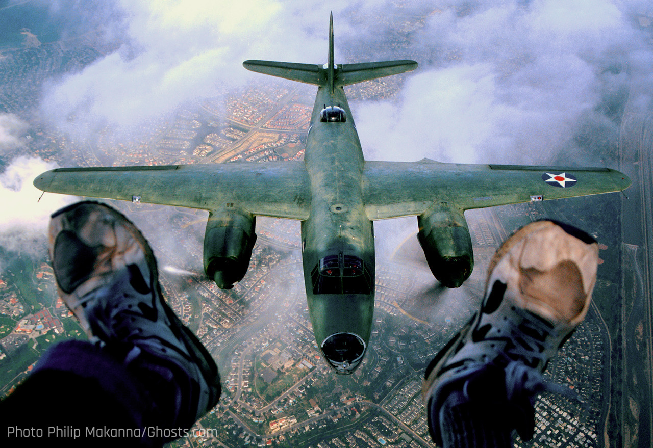 Photographing Dreams: A Conversation with Legendary Aviation Photographer Philip Makanna 17 6572 ME FEET B 26 JPG