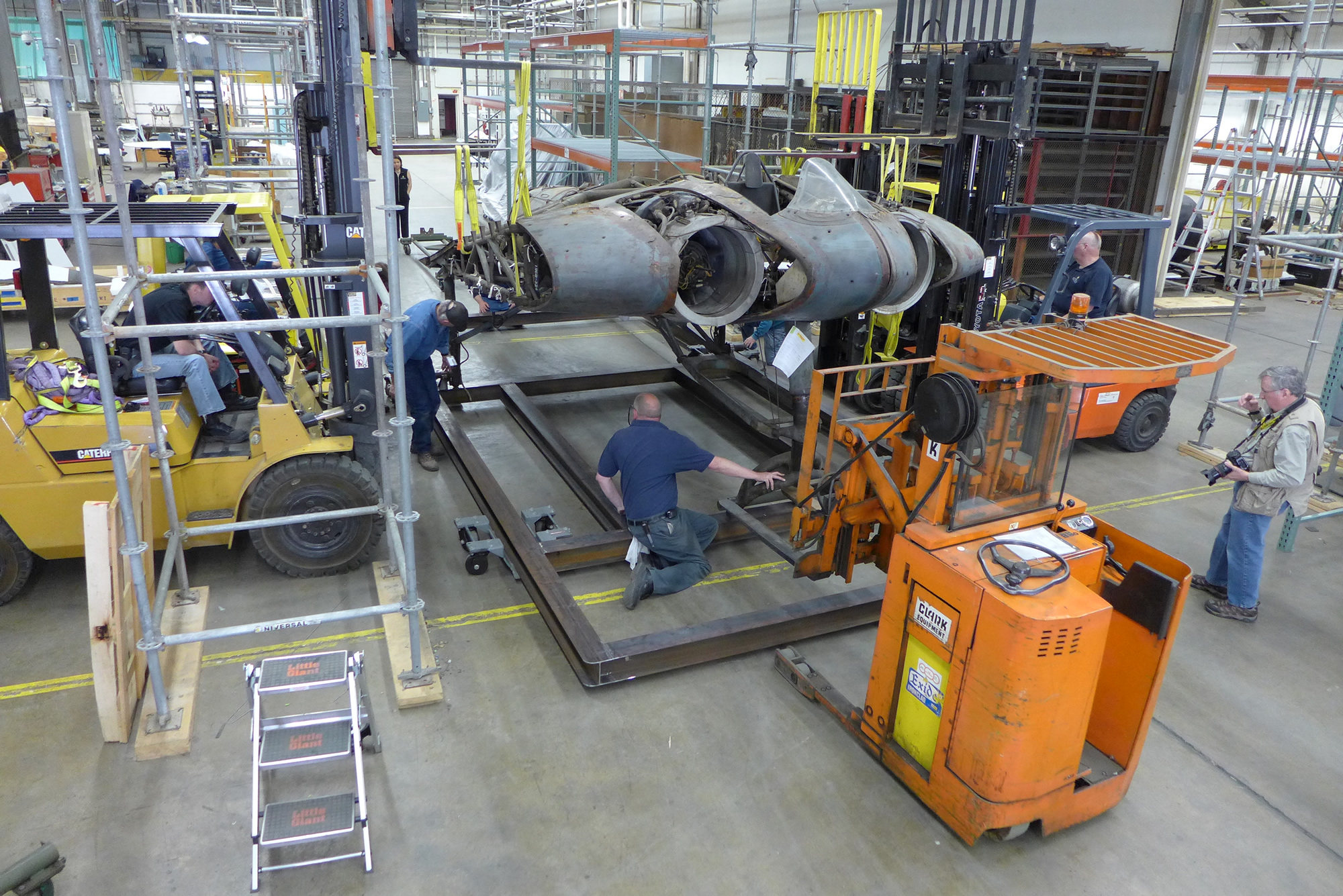 Horten Flying Wing Heading to NASM's Udvar-Hazy Center 13 Rob calling out positioning adjustments to the other forklift operators. (Lauren Horelick photo via NASM).