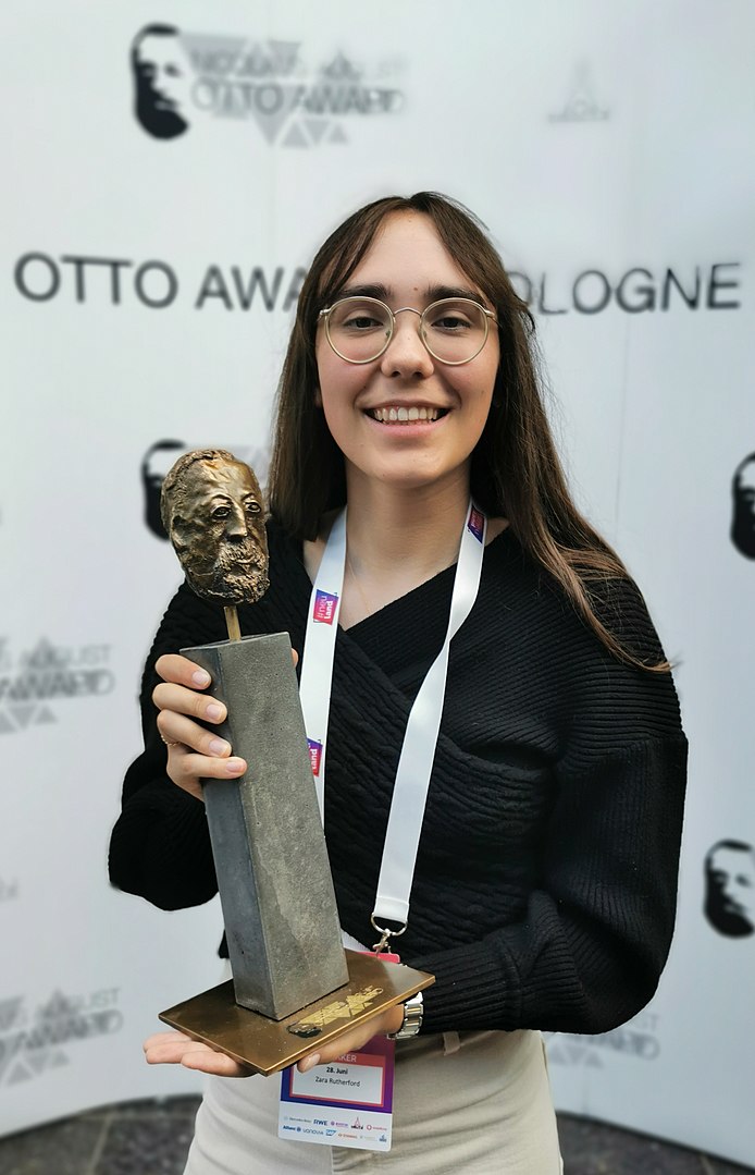 First Flight Society Announces 2022 Class of Honorary Members 10 694px Zara Rutherford 2022