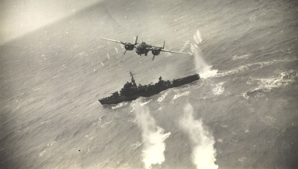 New EAA Exhibit Honors 345th BG 'Air Apaches' of World War II 11 A B-25 Mitchell of the 345th BG 'Air Apaches' attacks a Japanese destroyer during WWII. (photo via EAA)