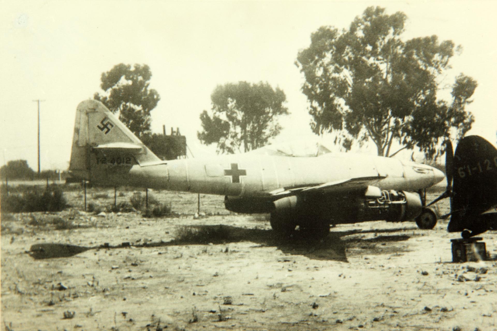 Adam's Profile Reports: Messerschmitt Me 262A-1a/U3 500453 (FE-4012) 31 7585875494 c5ce89113d o