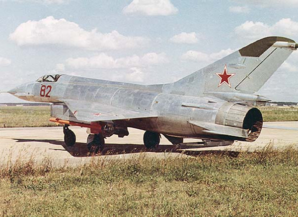 Grounded Dreams of a Mach 2 Future: The Mikoyan-Gurevich Ye-8 Chronicles 14 8.Eksperimentalnyj istrebitel E 8 2. 600x438 1