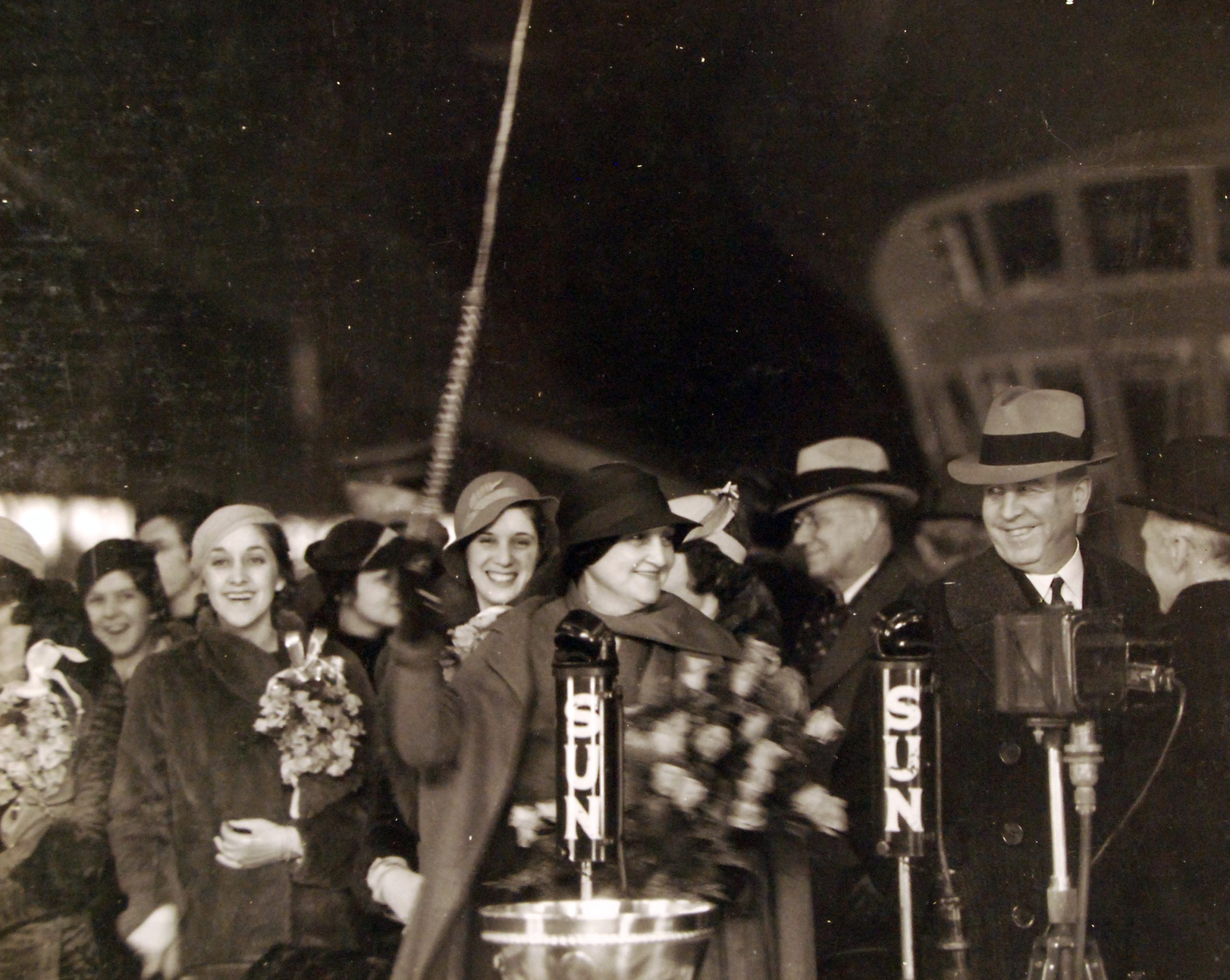 Today in Aviation History: Loss of USS Macon 16 80 G 461820 28272464375 scaled
