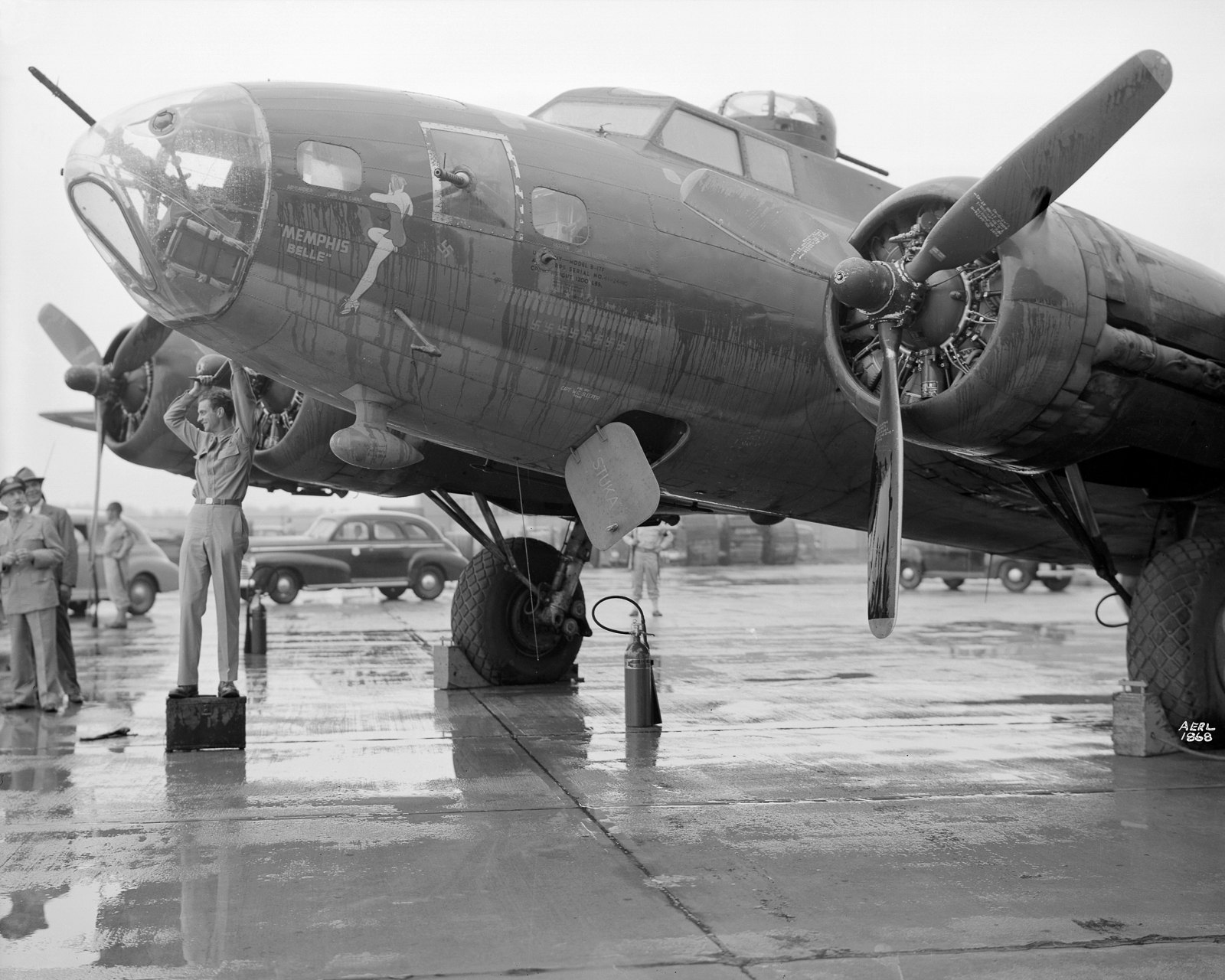 Memphis Belle - A Wartime Photo Essay from N.A.C.A Lewis Field 22 838902