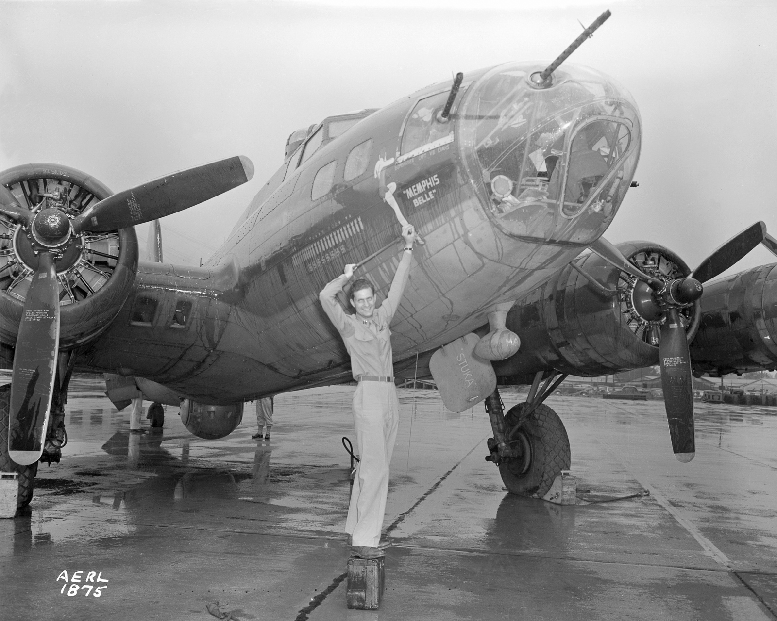 Memphis Belle - A Wartime Photo Essay from N.A.C.A Lewis Field 21 844413
