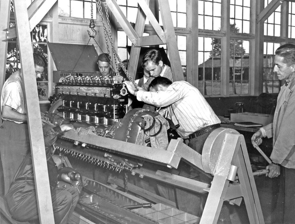 Strix Aero Announces New Allison V-1710 Overhaul Business 12 8785 V 1710 Training Class Sept 42