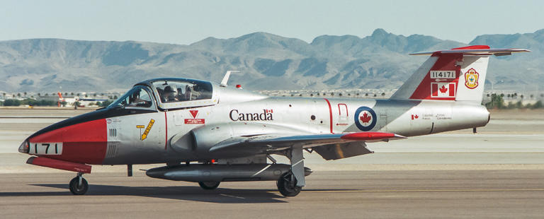Today In Aviation History: Canadair CT-114 Tutor Enters RCAF Service 13 AA1t9puB