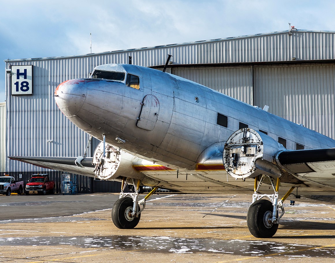 Warbird Digest Magazine - Aircraft Resurrection Report for Issue #76 18 AVIALOGS Dakota photo Pierre Gillard 1