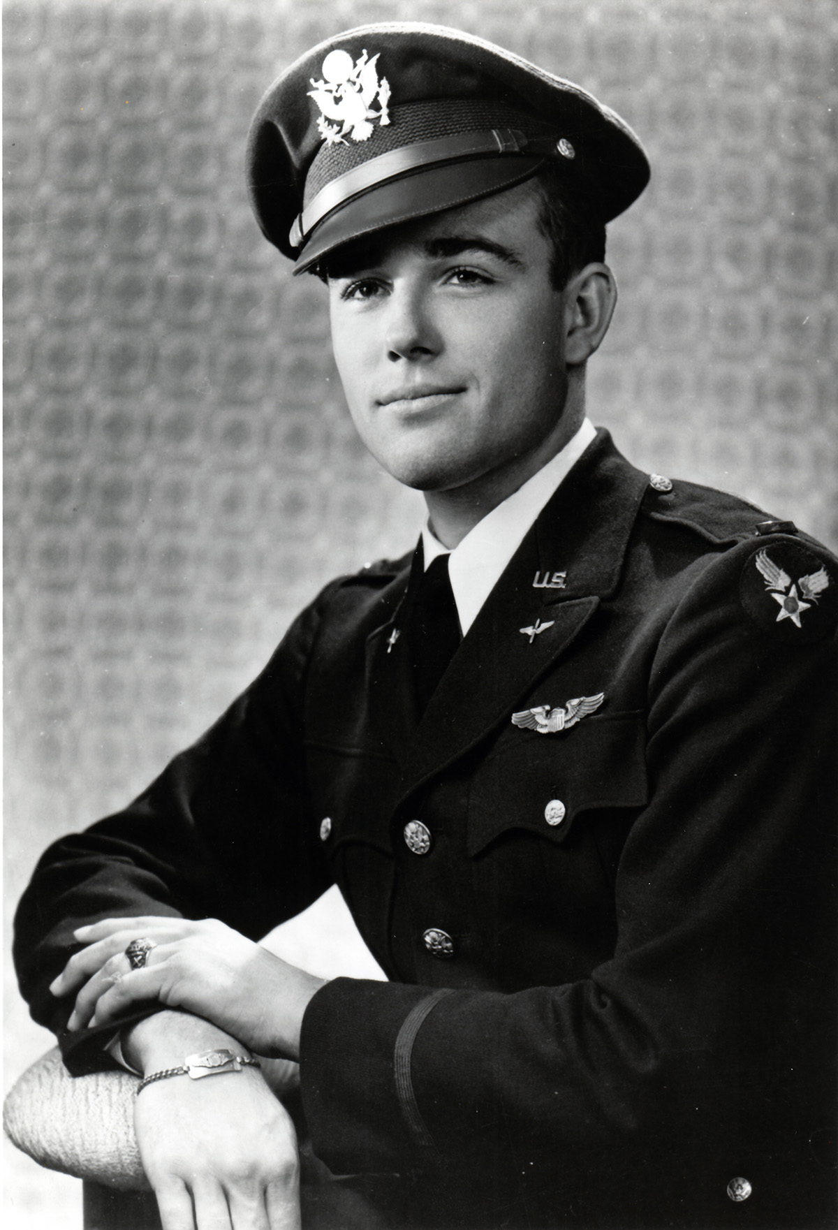Allied Jet Killers of World War 2 12 Capt. Urban "Ben" Drew, who scored six aerial victories, including two Me 262s that he shot down in a single engagement on October 7, 1944. Drew was the first of only two Allied pilots to achieve this extraordinary feat. (photo Stephen Chapis collection)