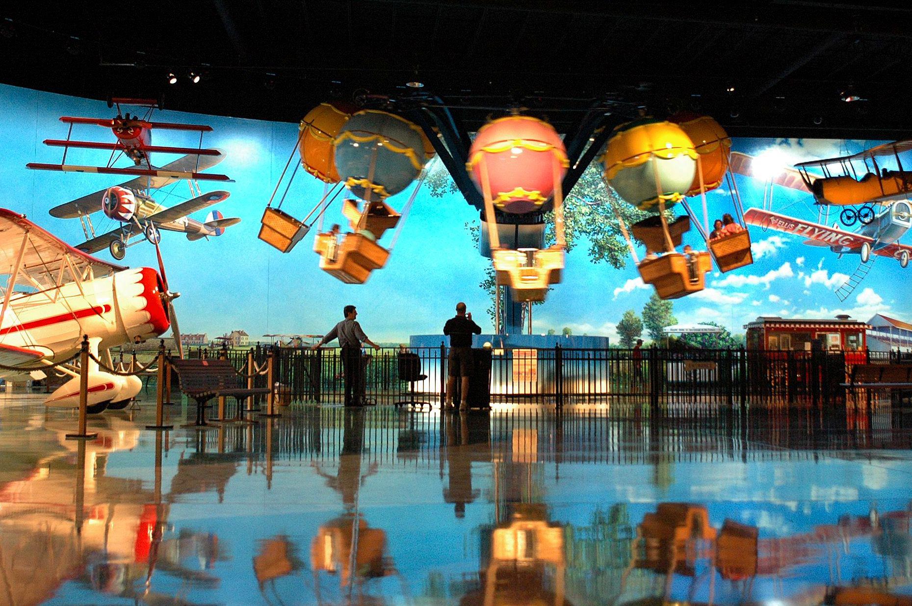 Air Zoo Offers Free Admission for SNAP and WIC Families This Holiday Season 11 Air Zoo Aerospace Science Center 5