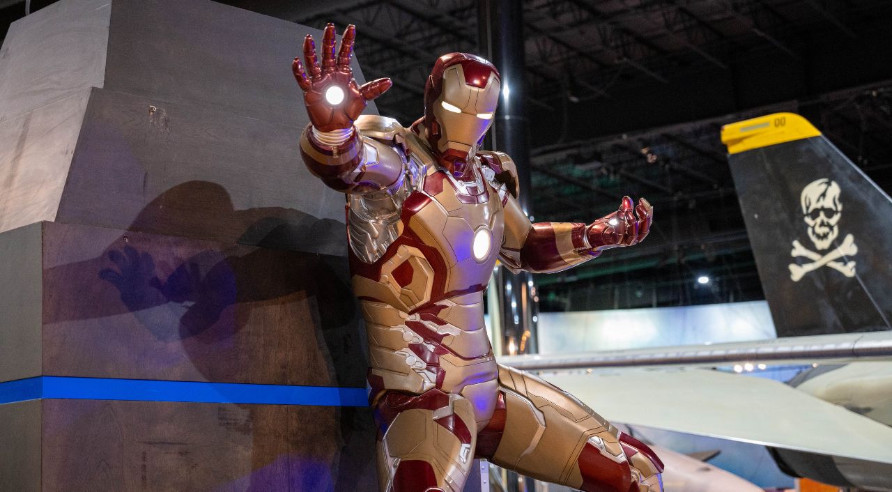 Air Zoo Unveils Its Newest Traveling Exhibit: The Hall of Heroes 10 Air Zoo Unveils Its Newest Traveling Exhibit The Hall of Heroes 4