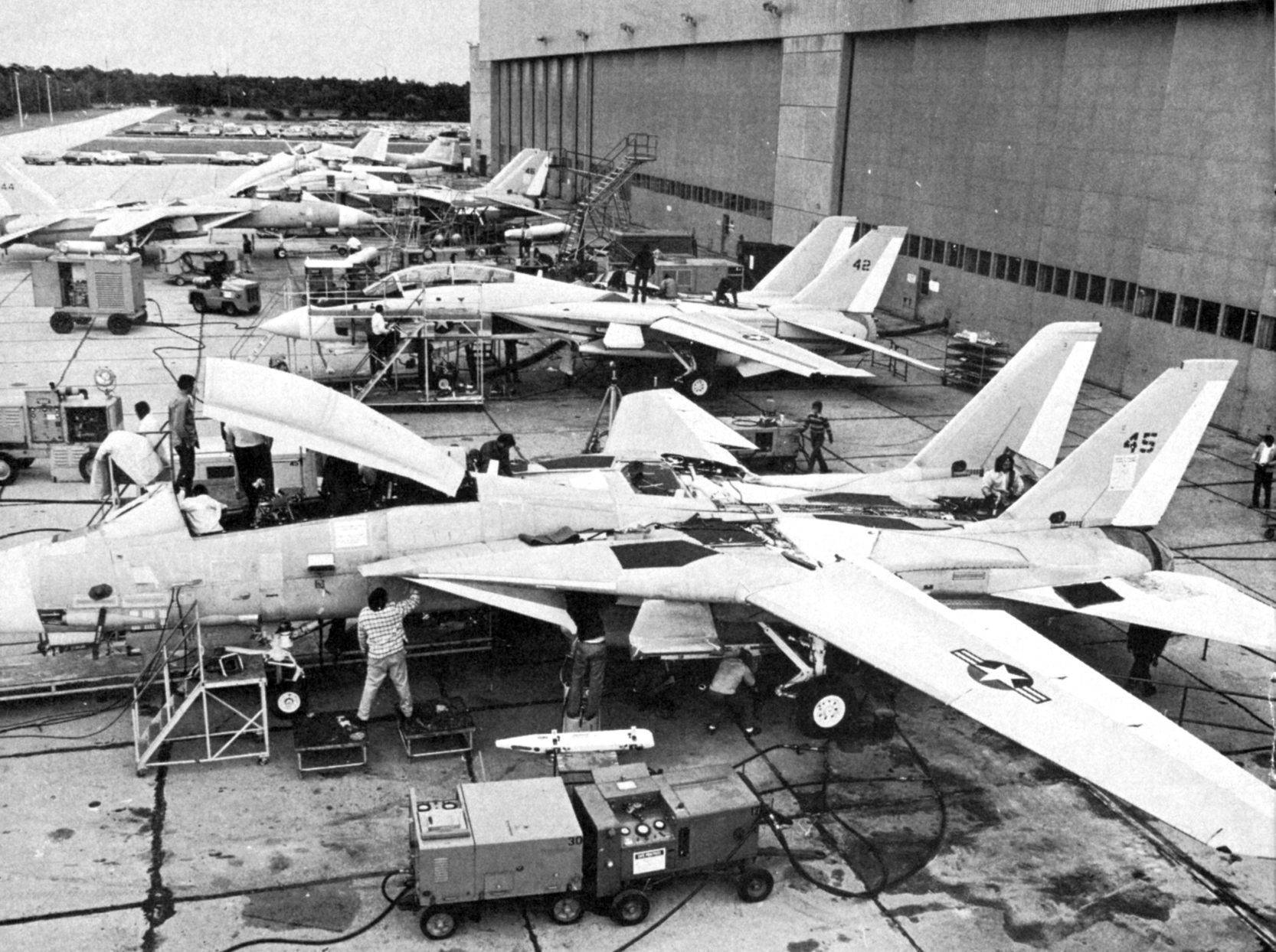 Aviation Archaeology: Exploring the Naval Weapons Industrial Reserve Plant, Calverton 26 Airfields NY LongIs Suffolk E htm m2a79747b