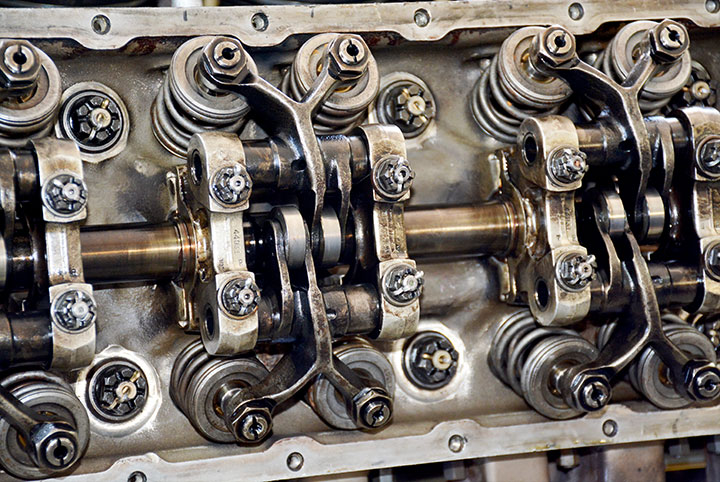 Overhauling A Kittyhawk Downunder 17 Allison V 1710 115 V12 engine from Curtiss P40E VH KTY detail of valve gear