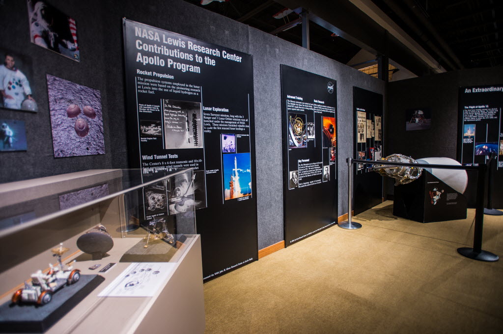 History of Apollo Exhibit Comes to EAA Aviation Museum Through October 2017 11 Apollo exhibit brings artifacts from the moon
