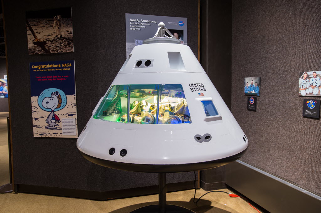 History of Apollo Exhibit Comes to EAA Aviation Museum Through October 2017 12 Apollo exhibit brings artifacts from the moon_07d7_9