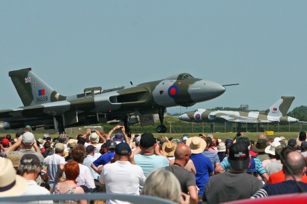 Fuel Leaks Ground Avro Vulcan XH558 for the Remainder of 2013 Season 10 Vulcan XH558 landing after her aerial display earlier this year at the Waddington Air Show with static display XM607 in background. (Image Credit: Alan Wilson CC 2.0)